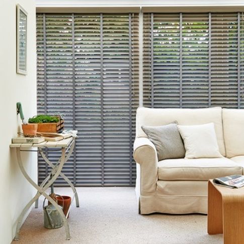 Wooden Blinds_Wood Illusions Beachwood_Roomset