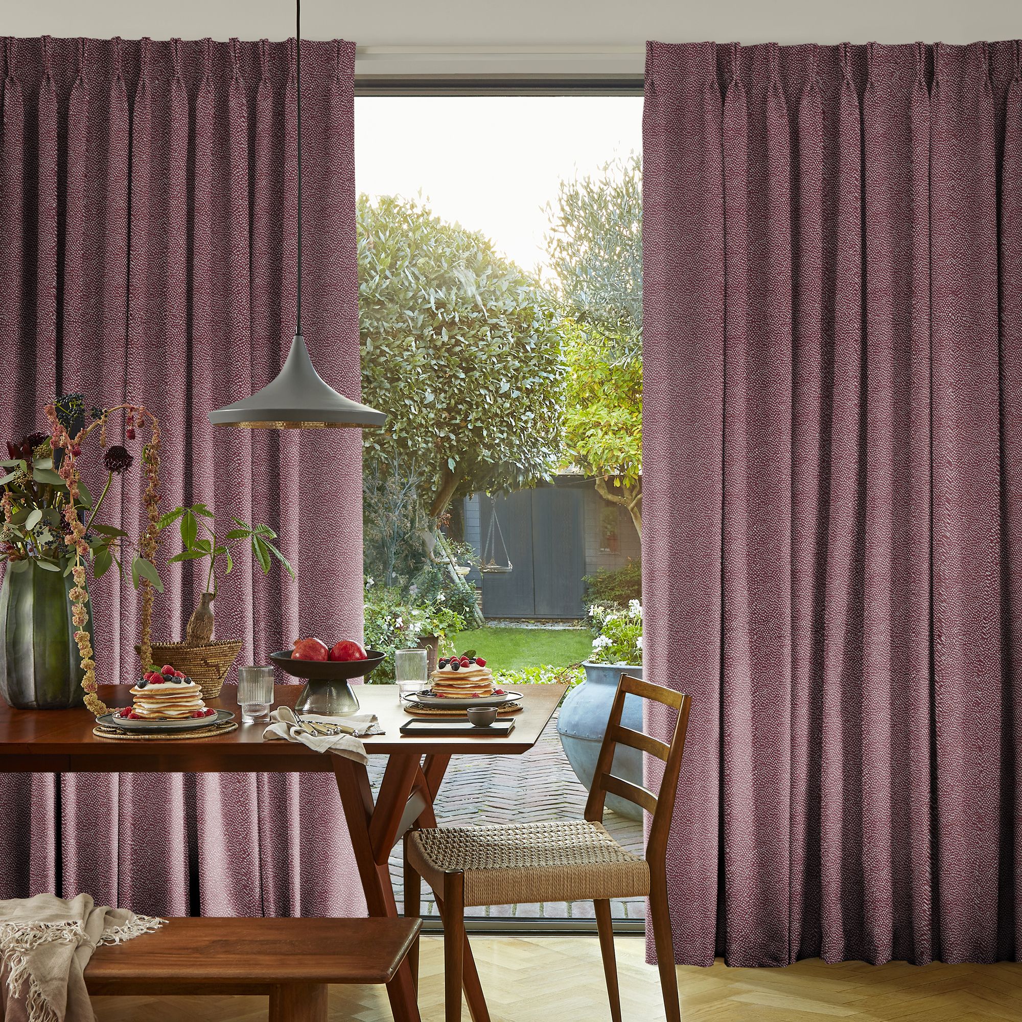 Spritz Grape Curtain Hillarys   Hil 2023 Softs Curtain Roomset Spritz Grape 