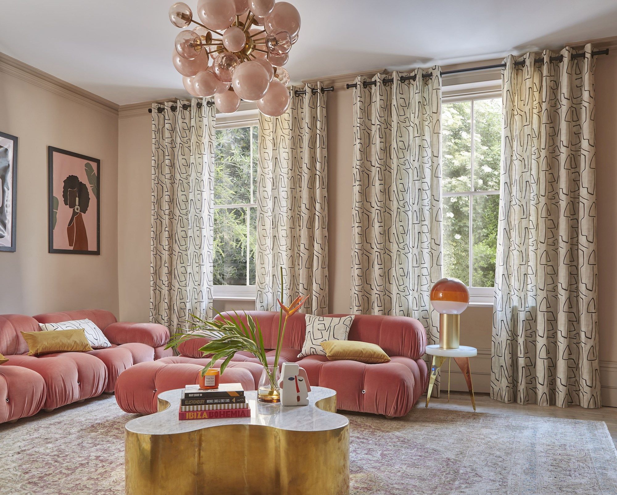 23 Fabulous Living Room Curtain Ideas