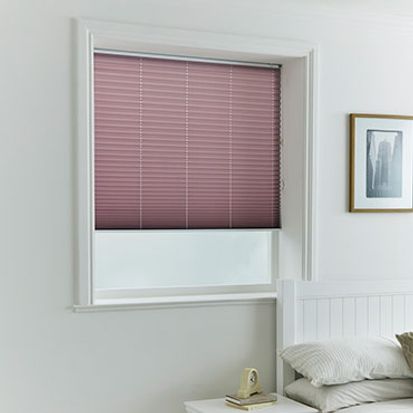 Pleated Blind_Mini Stripe Lavender_Roomset